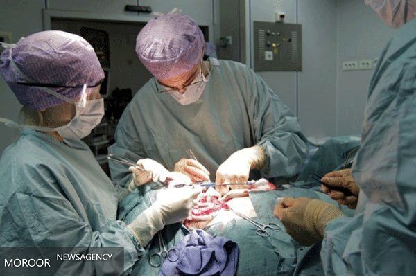 بررسی روشهای کمتهاجمی برای انجام برداشتن رحم بیماران