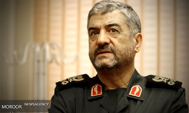 فرمانده کل سپاه پاسداران به مقام شامخ شهدای شهریاسوج ادای احترام کرد