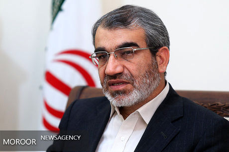 نباید فریب وعده های دروغین دشمن را بخوریم