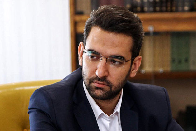 سیاست مصوب کشور بر توسعه پیامرسانهای بومی قرار گرفته است