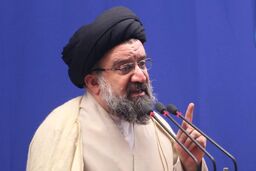 باید در دنیای گرگ‌ها سلاح داشته باشیم/رزمایش موشکی جلوه اقتدار ماست