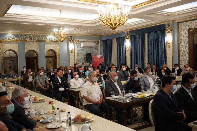 تحول اقتصادی استانها با تدوین طرحهای توسعهای ملی و ایجاد کنسرسیومهای سرمایهگذاری رقم میخورد