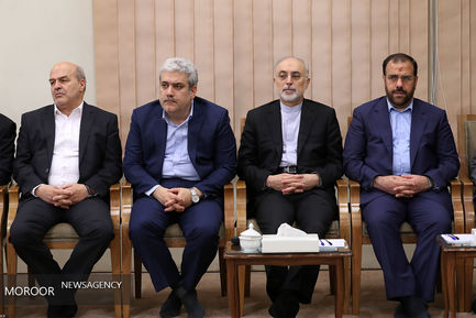 دیدار رییس‌جمهور و اعضای هیات دولت با مقام معظم رهبری 
