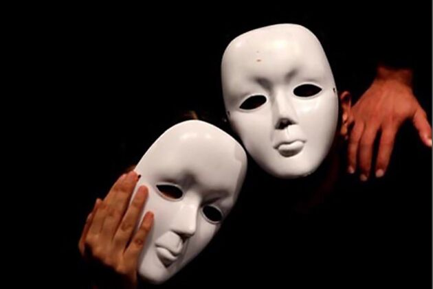 نمایش تهوع در پردیس تئاتر شهرزاد به روی صحنه می رود