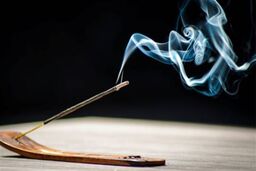  عود چیست و چه خواصی دارد؟
