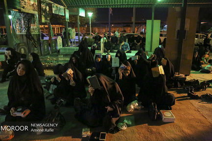 شب بیست و یکم ماه مبارک رمضان در جوار شهدای مدافع حرم اهواز