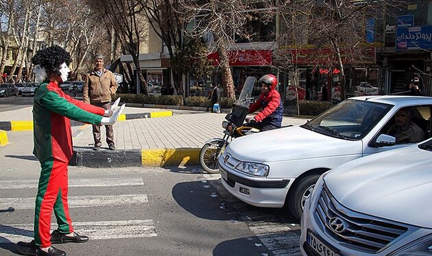 آموزش فرهنگ شهروندی با آدمک های ترافیکی