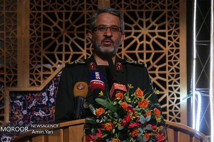 تجلیل از رزمندگان مدافع حرم
