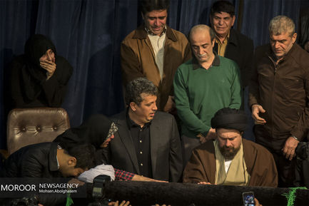 وداع با پیکر آیت الله هاشمی رفسنجانی در حسینیه جماران