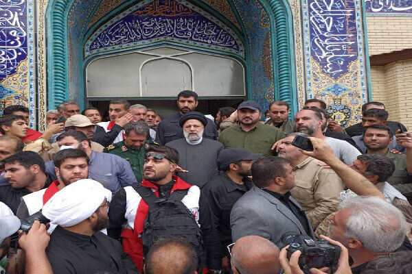 بازدید سر زده رئیس جمهور در منطقه سیل زده فیروزکوه 