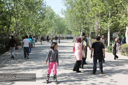  روز طبیعت در بوستان لاله