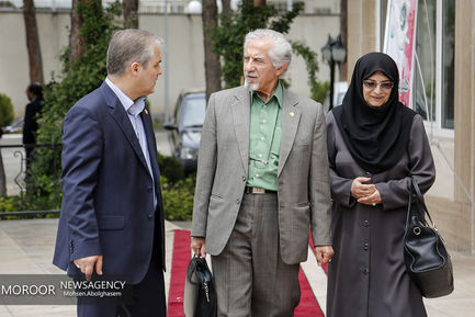 تجلیل از هنرمندان پیشکسوت متولد اردیبهشت ماه و خردادماه