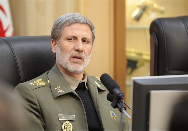 واکنش وزیر دفاع به رویارویی اخیر با آمریکا در خلیج فارس
