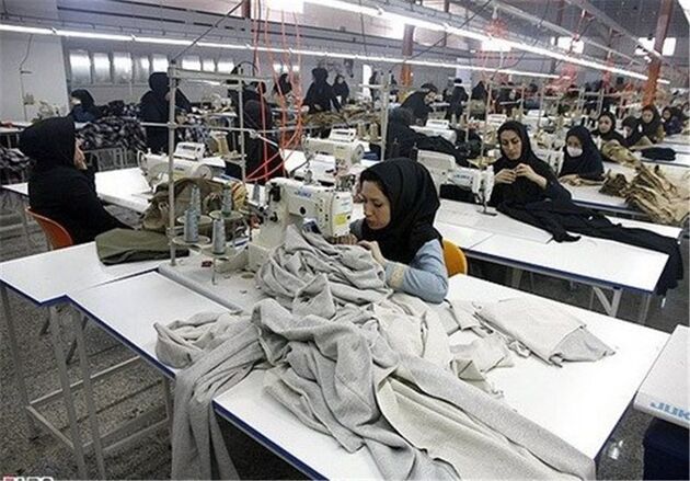 لباس فرم مدارس سبب تمایل نداشتن دختران به حفظ حجاب شده است