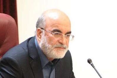 کارت‌های بازرگانی یک‌بار مصرف و صوری محیط کار را برای تجار مشکل می کند/ بانک های متخلف مراقب باشند 