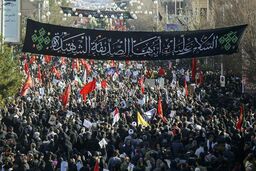 جان باختن تعدادی از هموطنان کرمانی در مراسم تشییع سردار قاسم سلیمانی