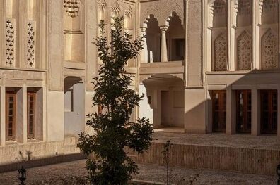 عکس/ اوج هنر مقرنس کاری در یزد
