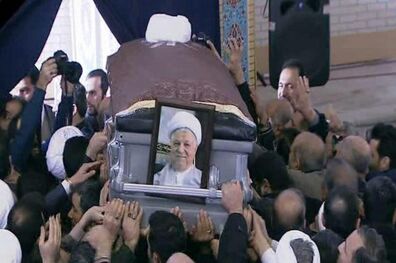 تشییع پیکر مرحوم آیت الله هاشمی رفسنجانی شروع شد