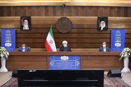 اظهارات روحانی در مراسم اختتامیه جایزه کتاب سال