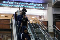 کاروان تیم‌ ملی والیبال بامداد امروز به تهران رسید
