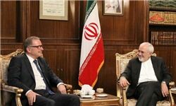 ظریف بر افزایش همکاری‌های دو‌جانبه از جمله همکاری‌های بانکی تاکید کرد