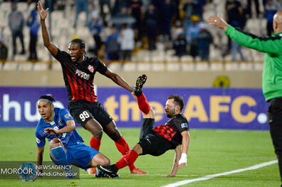دیدار تیم های فوتبال استقلال ایران و الاهلی امارات