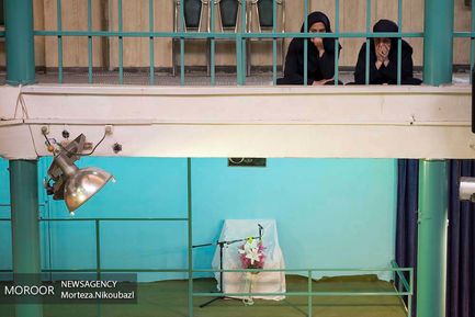 حضور، حسن خمینی، نوه بنیانگذار جمهوری اسلامی ایران و وزیر ارتباطات آقای محمدجواد آذری جهرمی در حسینیه جماران