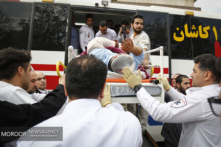 مصدومان حادثه واژگونی اتوبوس حامل زائران ایرانی