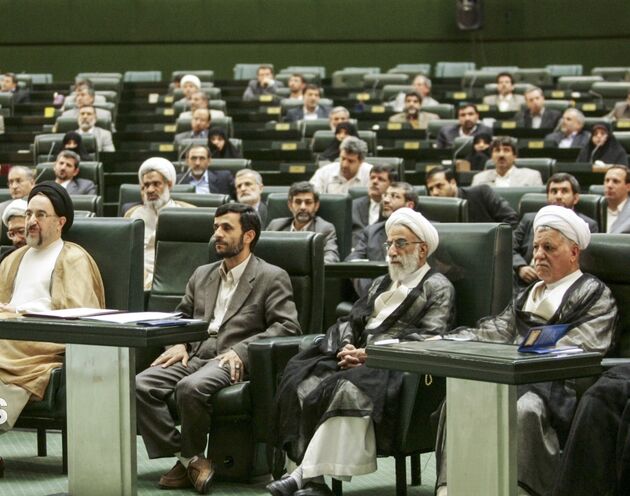 تصاویر تحلیف احمدی نژاد در سال ۸۴