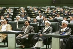 تصاویر تحلیف احمدی نژاد در سال ۸۴