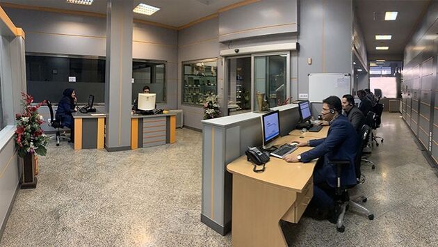 پاسخگویی 24 ساعته مرکز ارتباط با مشتریان بانک ‌پاسارگاد (CRM)