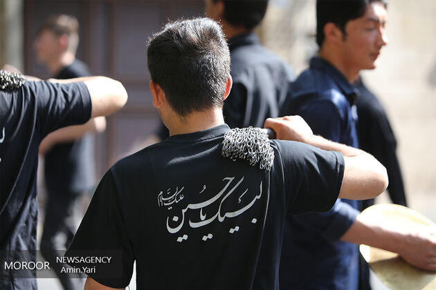 نماز ظهر عاشورا از شبکه های سیما پخش می شود