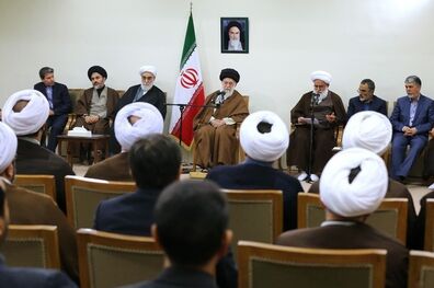 دیدار دست‌اندرکاران کنگره بزرگداشت آیت‌الله مصطفی خمینی با رهبر انقلاب