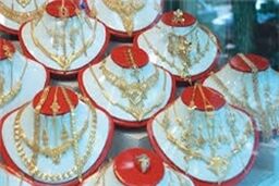 جریمه 850 میلیون ریالی 3 طلافروش متخلف در بهبهان