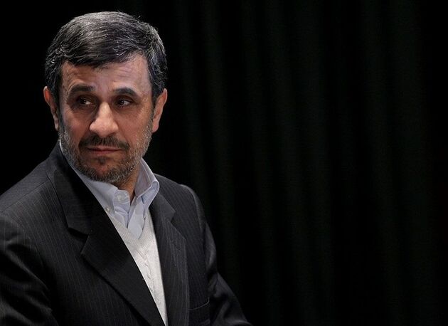احمدی نژاد هرج و مرجی در نظام مالی و اداری کشور به وجود آورد