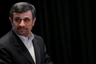 احمدی نژاد هرج و مرجی در نظام مالی و اداری کشور به وجود آورد