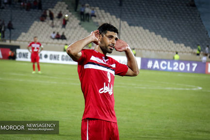 دیدار تیم های فوتبال پرسپولیس ایران و الوحده امارات