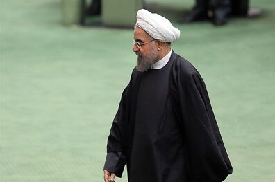 تلاش روحانی برای برقراری ثبات بازار ارز در آستانه انتخابات