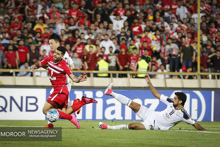 دیدار تیم های فوتبال پرسپولیس ایران و الوحده امارات