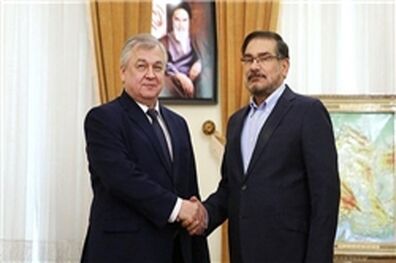 شمخانی پیگیری عملیات موشکی آمریکا در سوریه را به نماینده پوتین گوشزد کرد