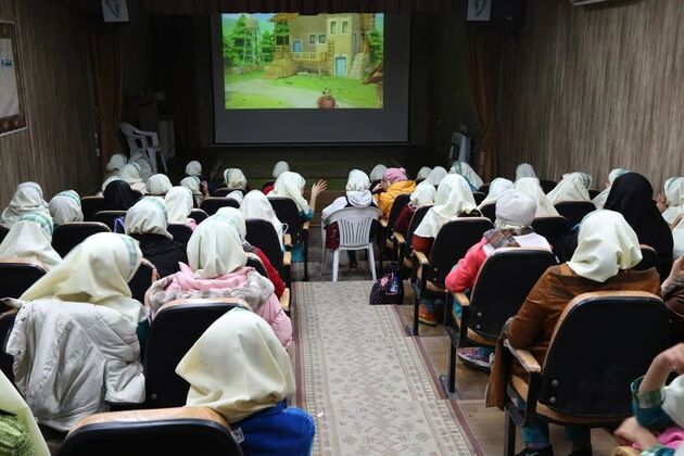 جشنواره جابربن حیان قشم با 444پروژه علمی دانش آموزی افتتاح شد