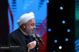باید در مدرسه افکار دیگران را تحمل و به فکرها احترام بگذاریم
