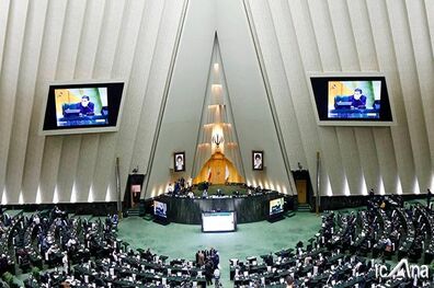 طرح تسهیل صدور برخی مجوزهای کسب‌وکار در دستور کار مجلس