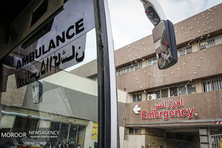 مصدومان حادثه واژگونی اتوبوس حامل زائران ایرانی