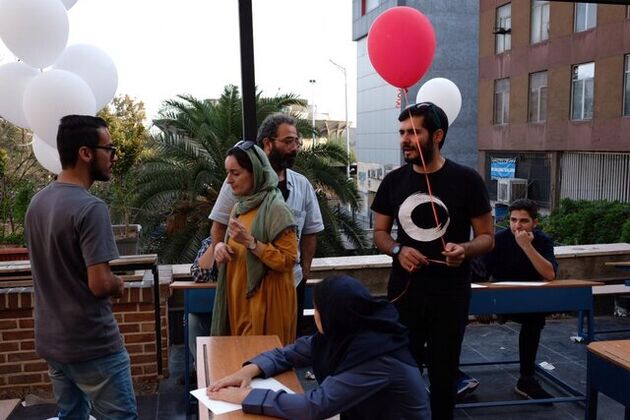 جدیدترین خبر از نمایش هله هین هان هلا