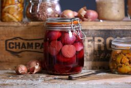 طرز تهیه ترشی پیاز قرمز برای فصل پاییز