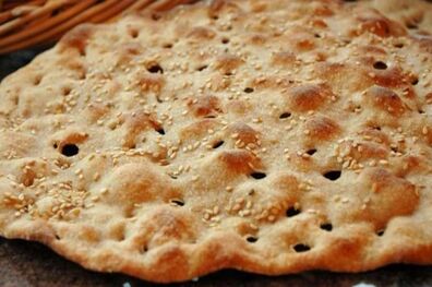  افزایش هزینه نانوایان و ثبات نرخ نان در سه سال اخیر کاهش کیفیت روز افزون نان در نانوایی ها را به همراه داشت