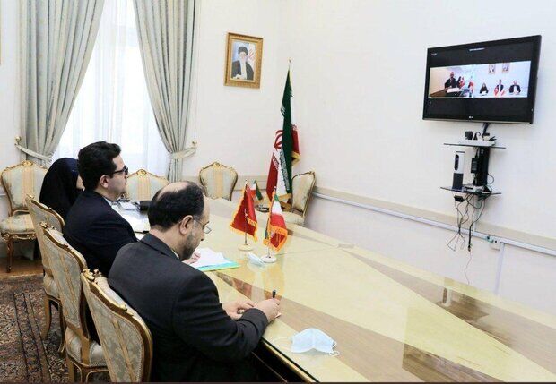 گفتگو مجازی موسوی با همتای ترکی خود