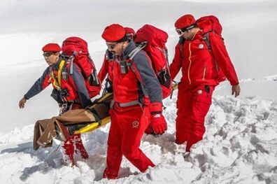 سقوط بهمن ۱۲ کشته داشت، زلزله چند کشته خواهد داشت؟!