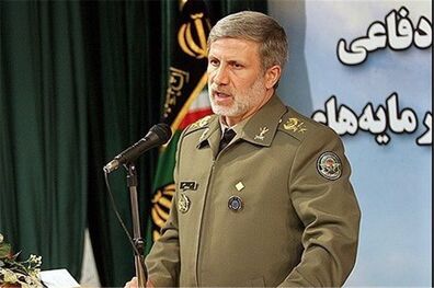 مگر کسی از امریکا سوال می‌کند که شما چه چیزی در اختیار عربستان قرار می‌دهید